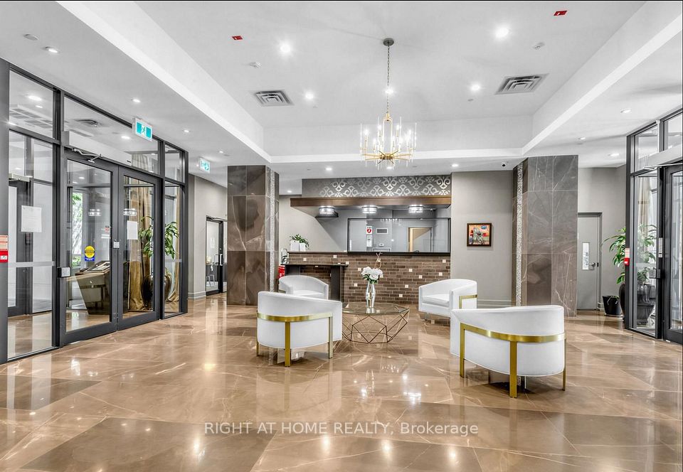 650 Sheppard Avenue E 403, Toronto, ON M2K 3E4 2