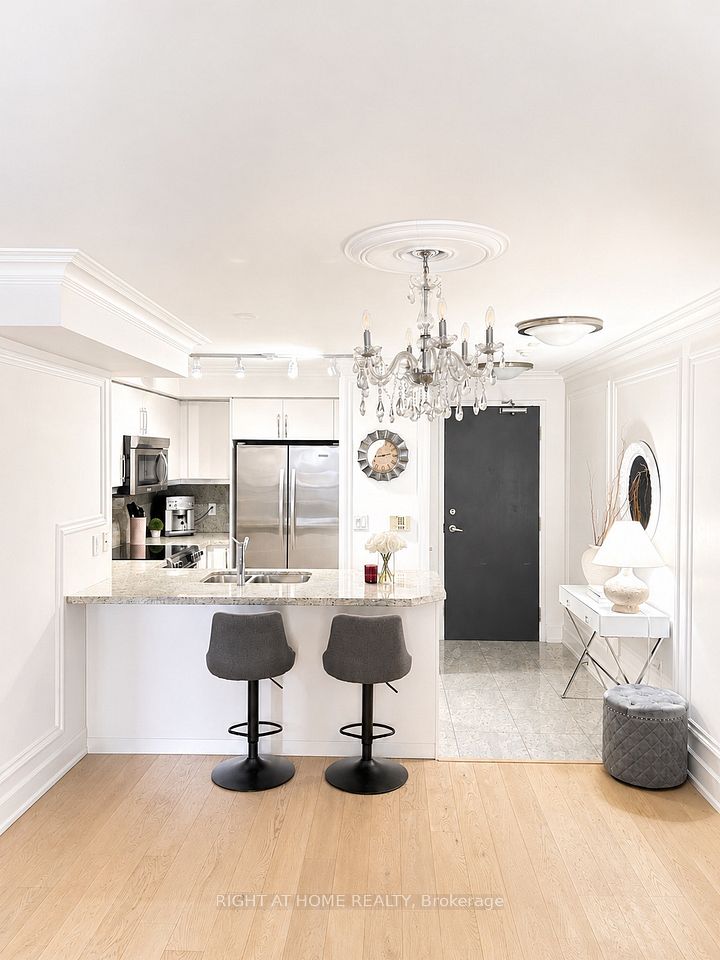 650 Sheppard Avenue E 403, Toronto, ON M2K 3E4 9