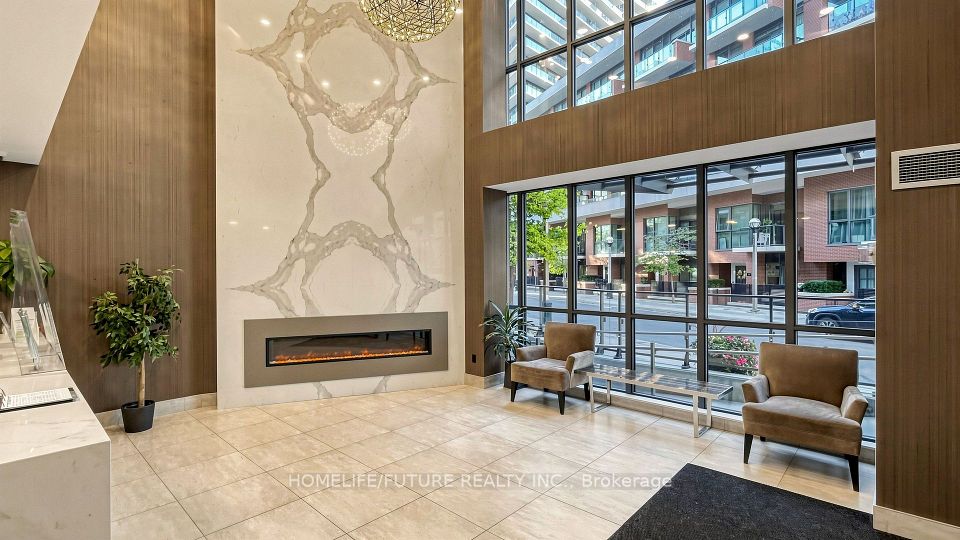 50 Bruyeres Mews 1005, Toronto, ON M5V 0H8 5