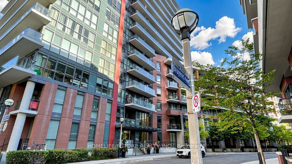50 Bruyeres Mews 1005, Toronto, ON M5V 0H8 2