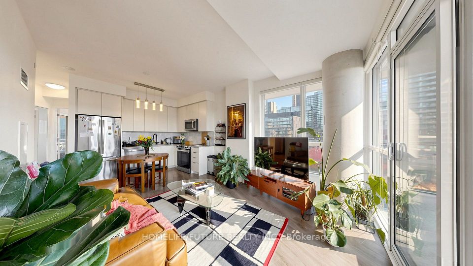 50 Bruyeres Mews 1005, Toronto, ON M5V 0H8 10