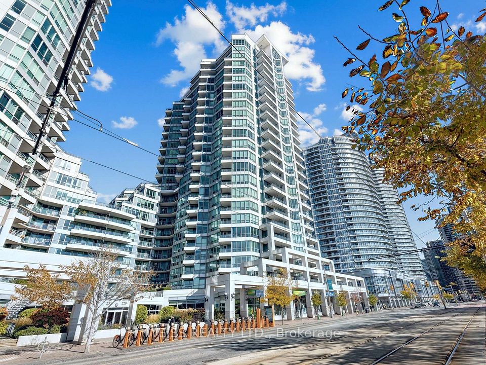 Condo Apartment at 228 Queens Quay W, Toronto, ON M5J 2X1