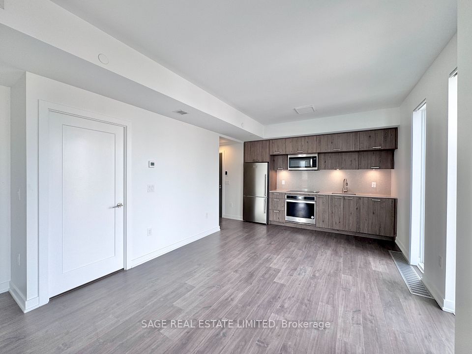 50 McCaul Street 1105, Toronto, ON M5T 0B6 10