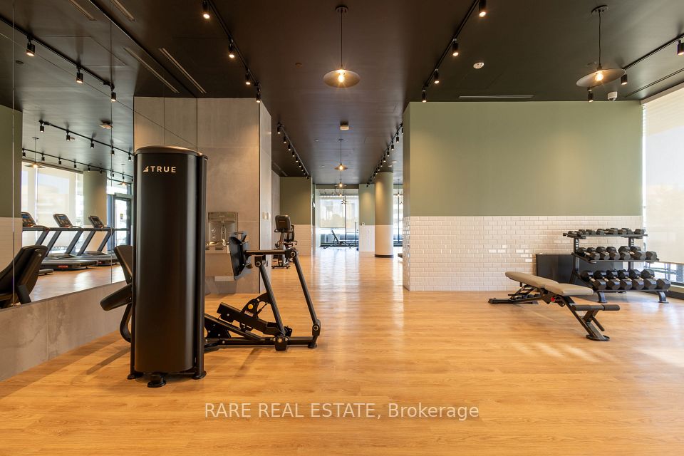 235 Ballioll Street 801, Toronto, ON M4S 1C7 15