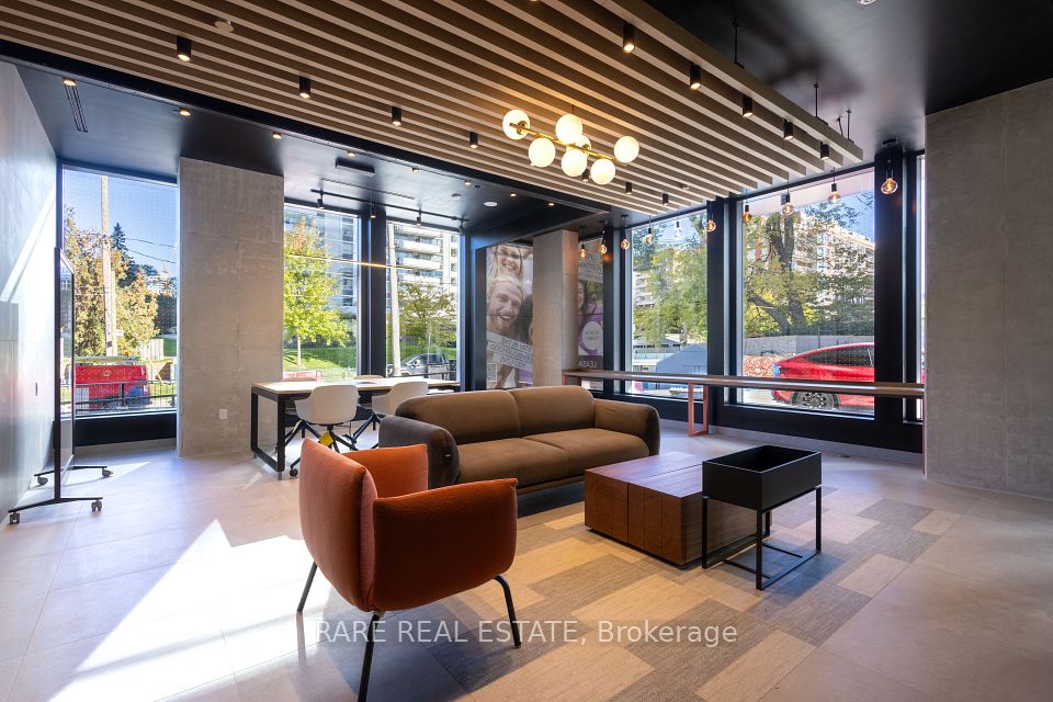235 Ballioll Street 801, Toronto, ON M4S 1C7 22