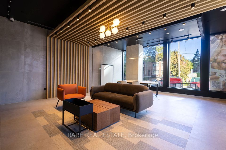 235 Ballioll Street 1407, Toronto, ON M4S 1C7 20