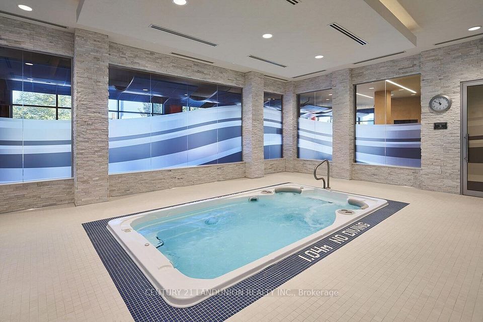 50 Ann O'reilly Road 1505, Toronto, ON M2J 0C9 16