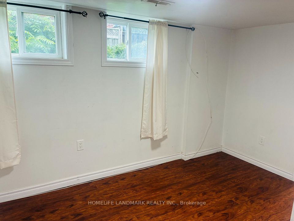 3 Tinder Crescent BSMT APT, Toronto, ON M4A 1L2 9