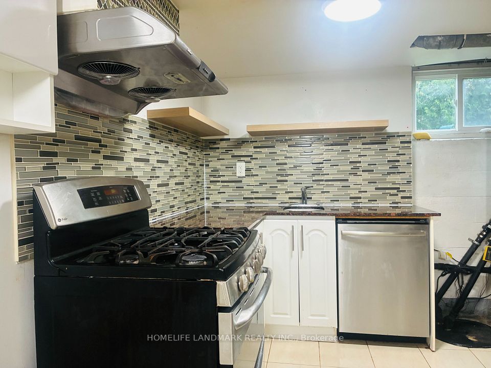 3 Tinder Crescent BSMT APT, Toronto, ON M4A 1L2 3