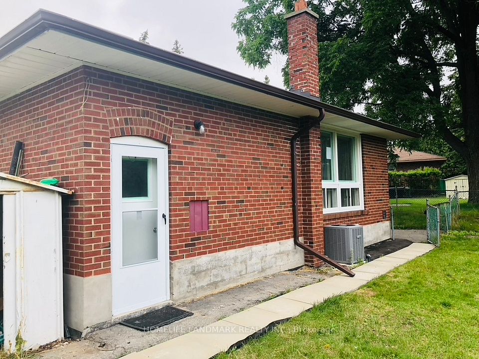 3 Tinder Crescent BSMT APT, Toronto, ON M4A 1L2 19