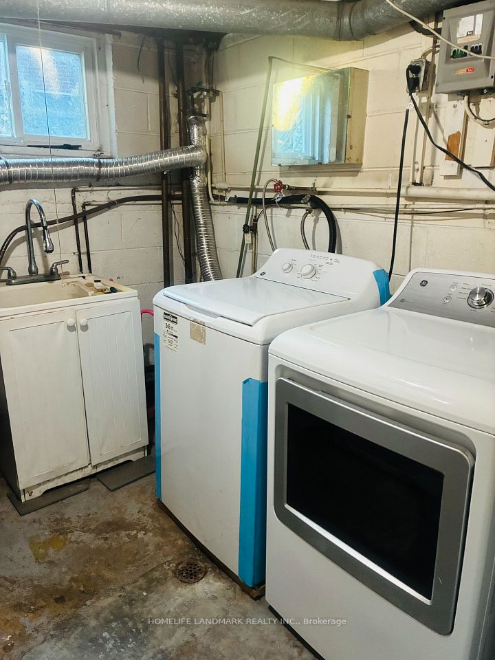 3 Tinder Crescent BSMT APT, Toronto, ON M4A 1L2 18