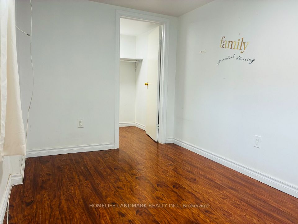 3 Tinder Crescent BSMT APT, Toronto, ON M4A 1L2 10