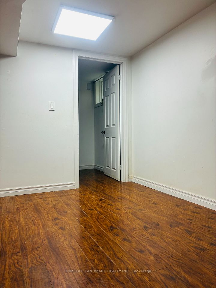 3 Tinder Crescent BSMT APT, Toronto, ON M4A 1L2 8