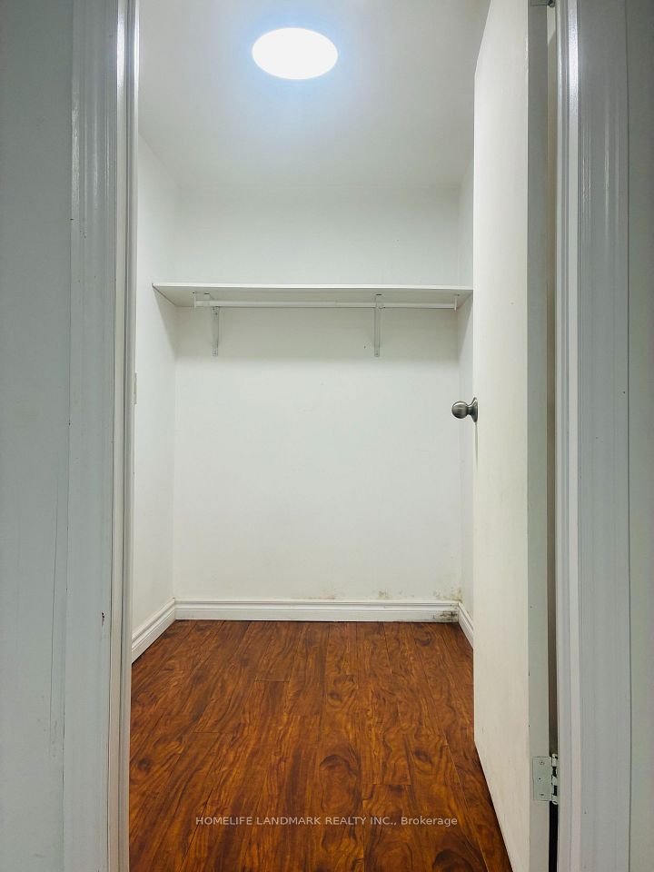 3 Tinder Crescent BSMT APT, Toronto, ON M4A 1L2 13