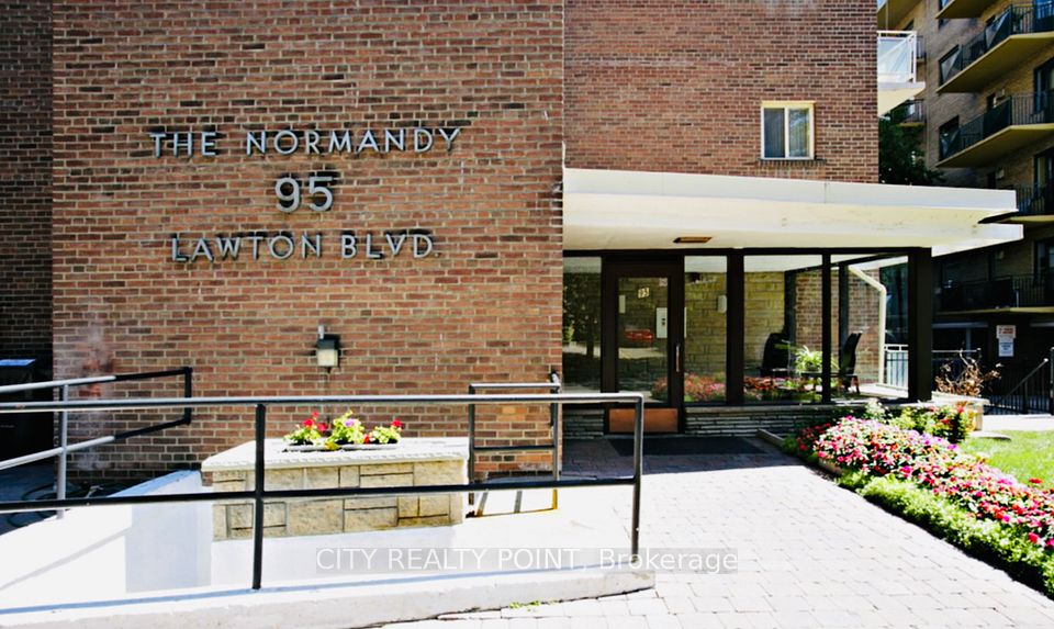 95 Lawton Boulevard 407, Toronto, ON M4V 1Z8 13