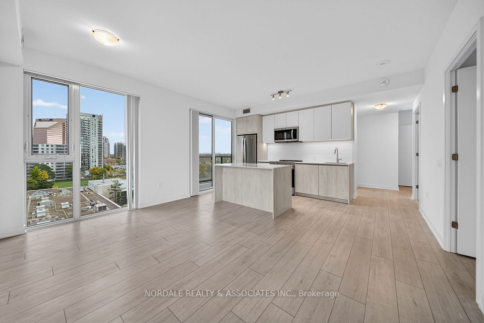 5858 Yonge Street 821, Toronto, ON M2N 0C6 10