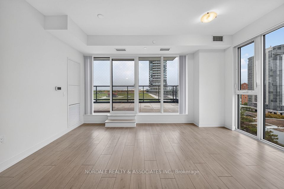 5858 Yonge Street 821, Toronto, ON M2N 0C6 17