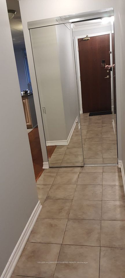18 Kenaston Gardens 318, Toronto, ON M2K 1G8 13