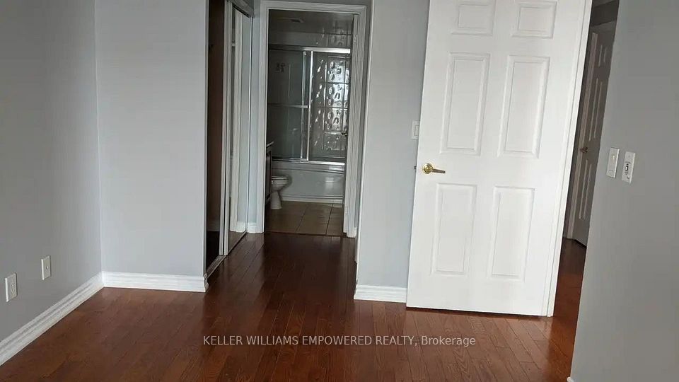 18 Kenaston Gardens 318, Toronto, ON M2K 1G8 9