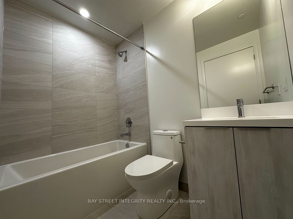 400 King Street W 3108, Toronto, ON M5V 0X8 19