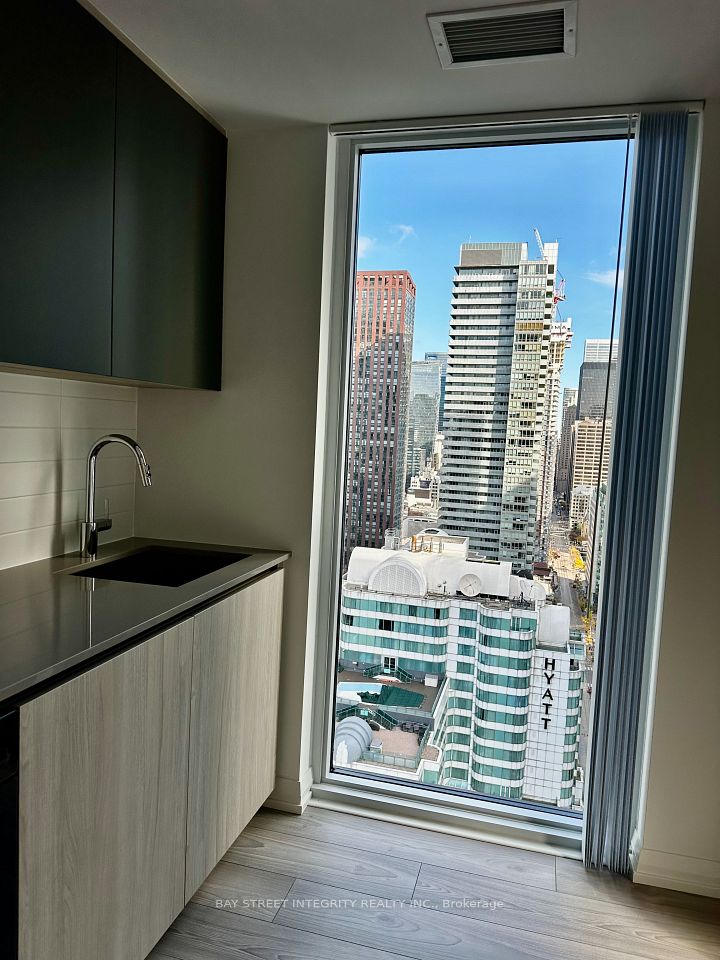 400 King Street W 3108, Toronto, ON M5V 0X8 15