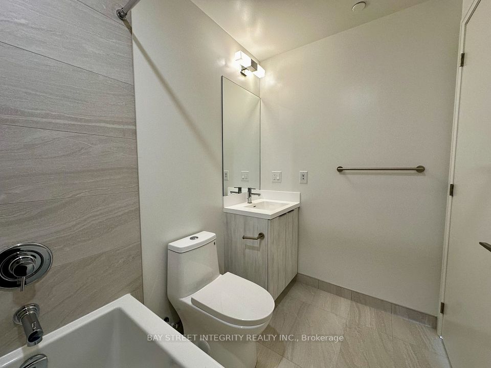 400 King Street W 3108, Toronto, ON M5V 0X8 20