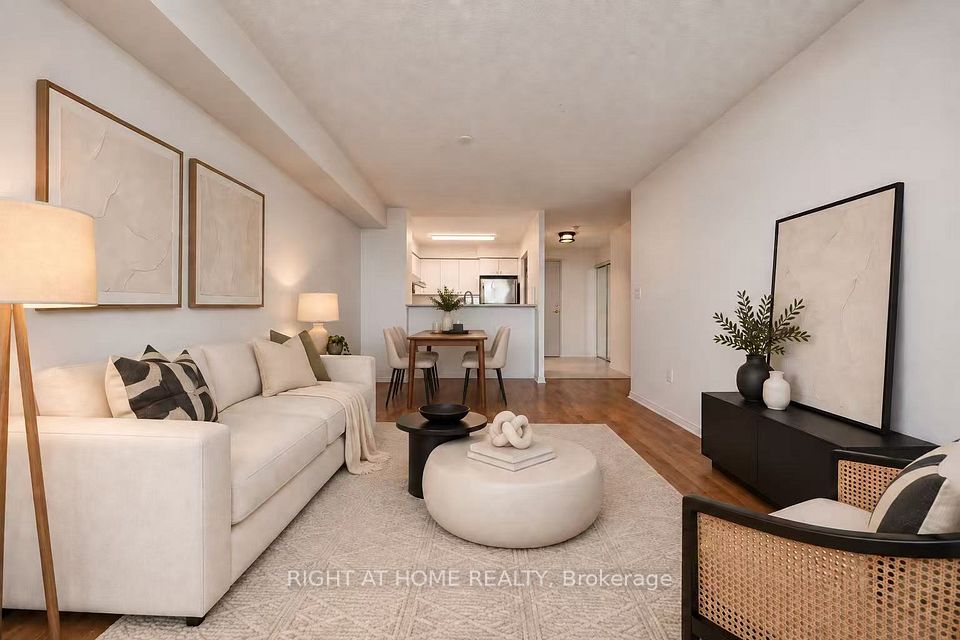 28 Pemberton Avenue 706, Toronto, ON M2M 4L1 12