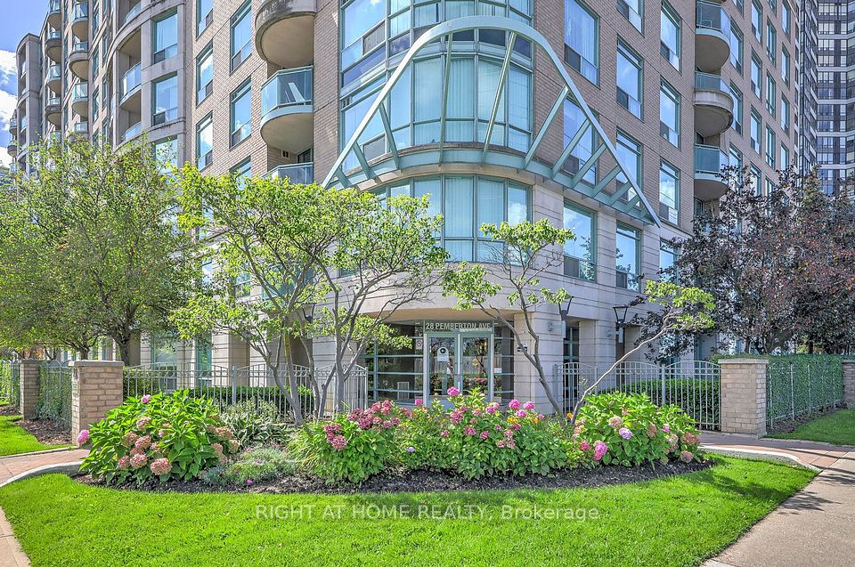 28 Pemberton Avenue 706, Toronto, ON M2M 4L1 3
