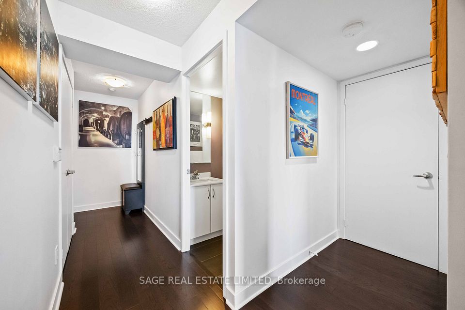 320 Richmond Street E 1115, Toronto, ON M5A 2R3 13