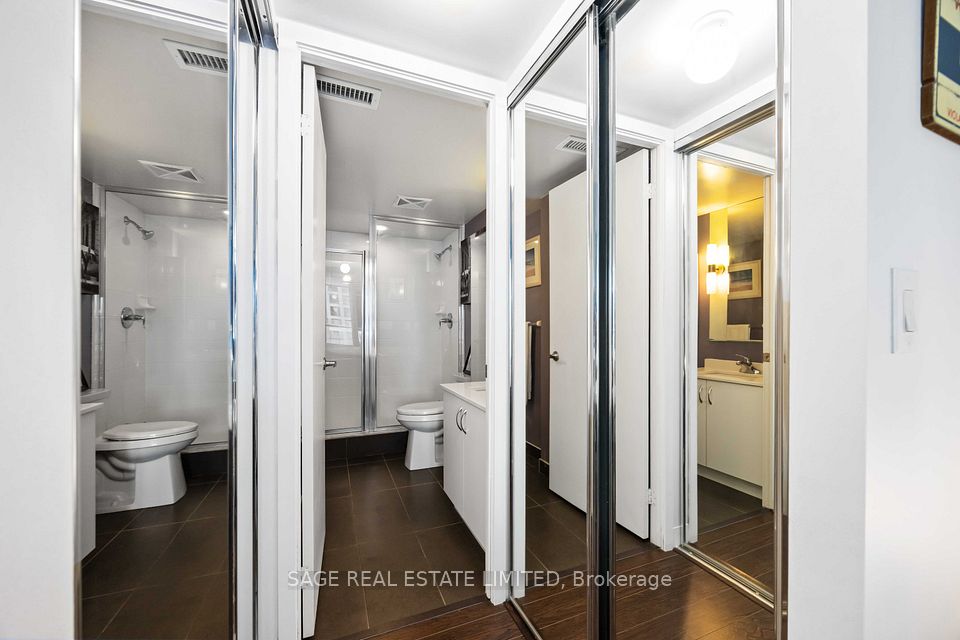 320 Richmond Street E 1115, Toronto, ON M5A 2R3 17
