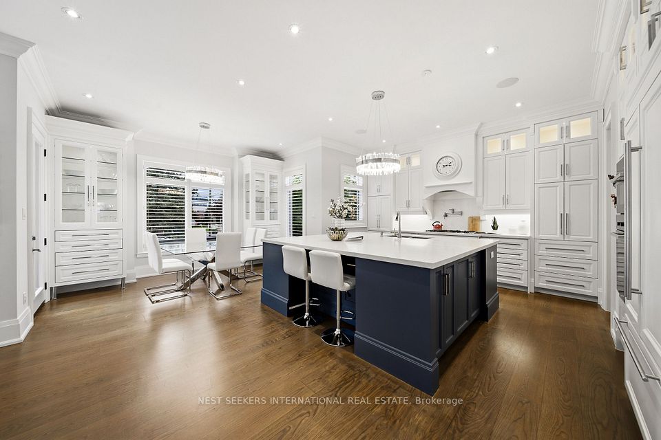 111 Codsell Avenue, Toronto, ON M3H 3W2 21
