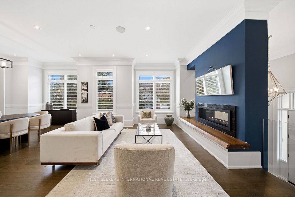 111 Codsell Avenue, Toronto, ON M3H 3W2 10