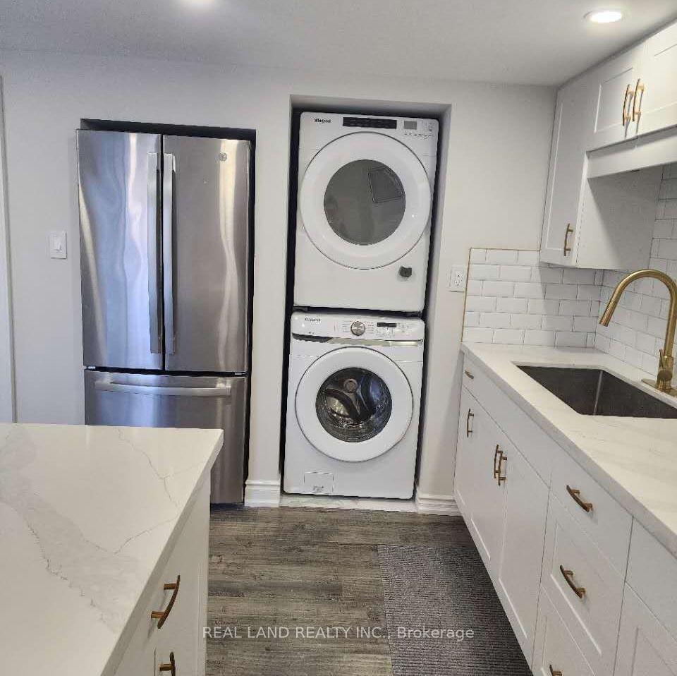 65 Glentworth Road Basement, Toronto, ON M2J 2E7 4