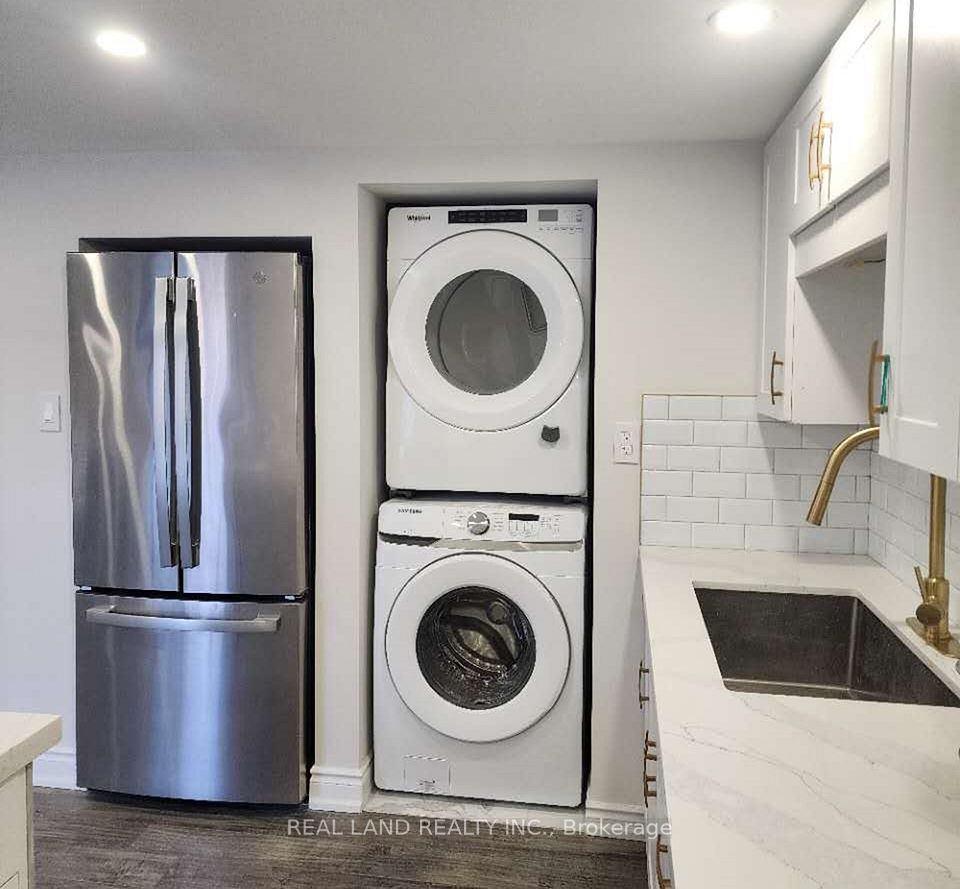 65 Glentworth Road Basement, Toronto, ON M2J 2E7 5