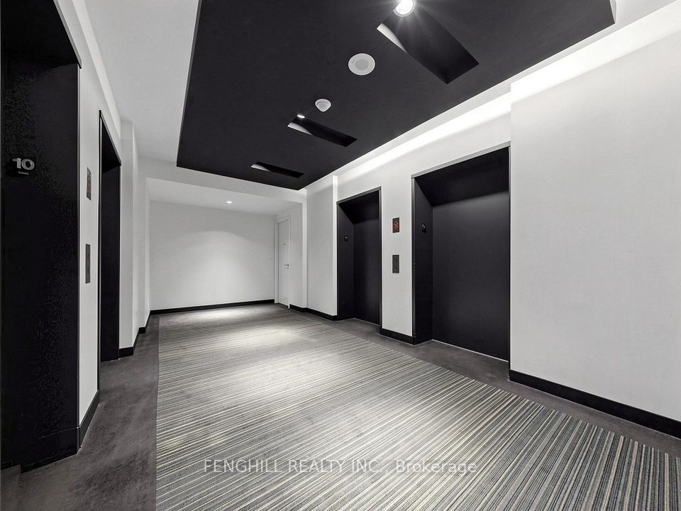 770 Bay Street 2001, Toronto, ON M5G 0N6 6
