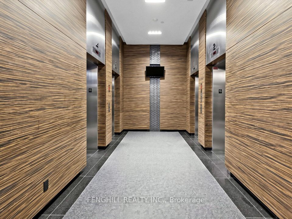 770 Bay Street 2001, Toronto, ON M5G 0N6 5