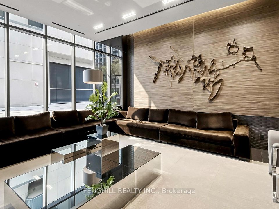 770 Bay Street 2001, Toronto, ON M5G 0N6 4