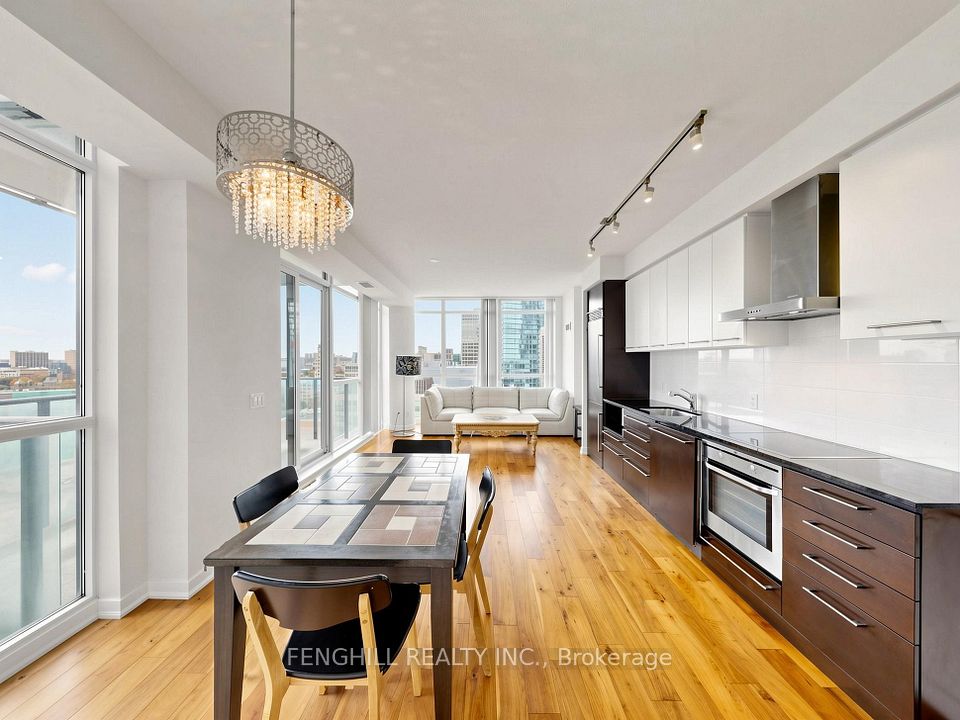 770 Bay Street 2001, Toronto, ON M5G 0N6 13
