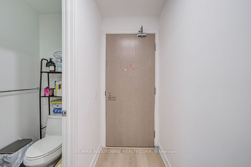 125 Blue Jays Way 4909, Toronto, ON M5V 0N5 9