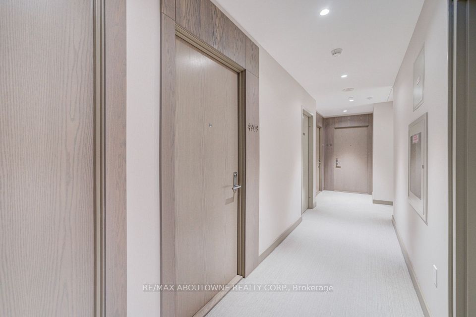 125 Blue Jays Way 4909, Toronto, ON M5V 0N5 8