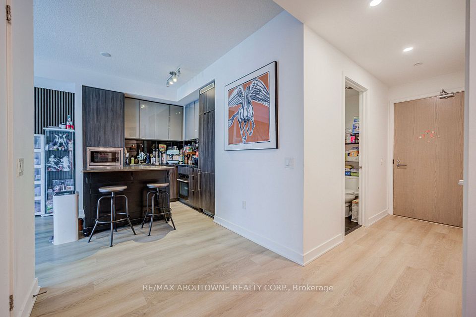 125 Blue Jays Way 4909, Toronto, ON M5V 0N5 12
