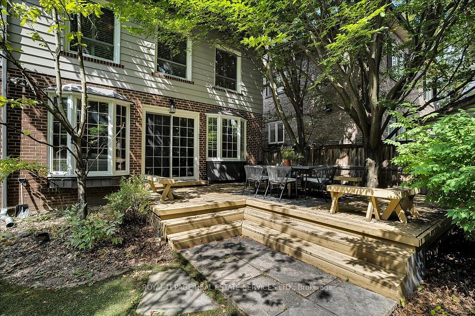 97 Bocastle Avenue, Toronto, ON M4N 2S5 21