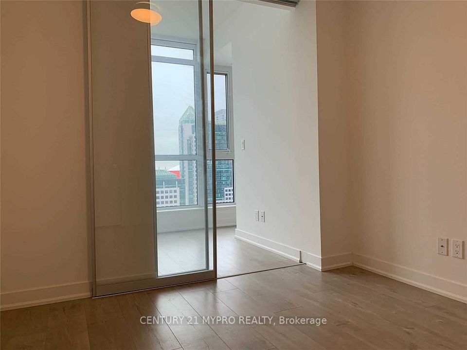 30 Nelson Street 2306, Toronto, ON M5V 0H5 16