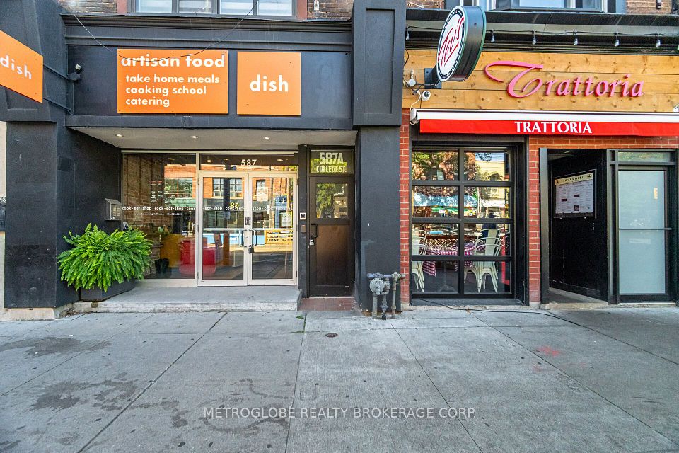 587A College Street 2nd Floor, Toronto, ON M6G 1B2