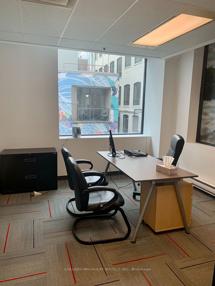 14 Duncan Street 212, Toronto C01, ON M5H 3G8