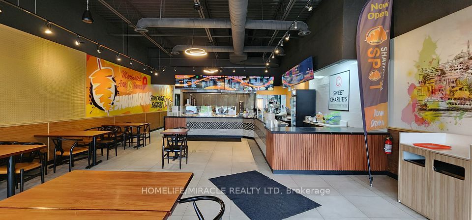 1180 Simcoe Street N 3, Oshawa, ON L1G 4W8