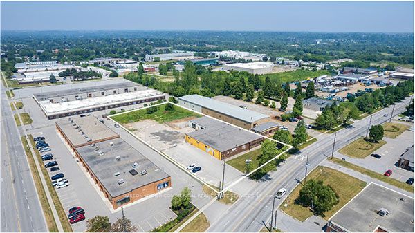 574 Wentworth Street E, Oshawa, ON L1H 3V9