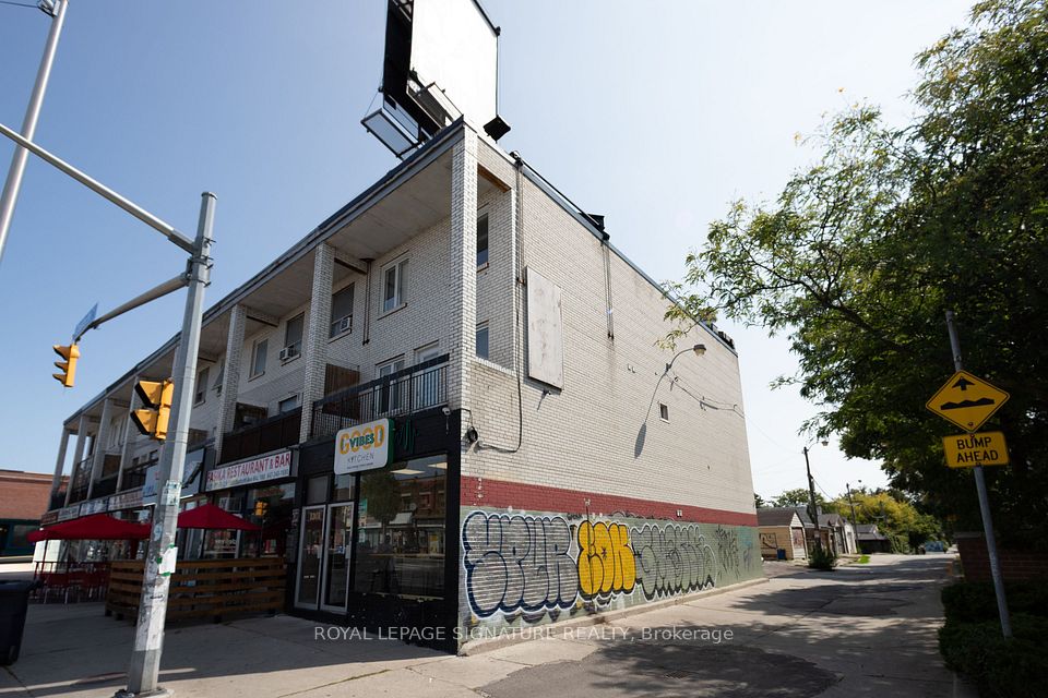 1301 Danforth Avenue 1299, Toronto E01, ON M4J 1M8