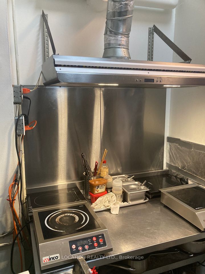 26 Lee Centre Drive, Toronto E09, ON M1H 3K2