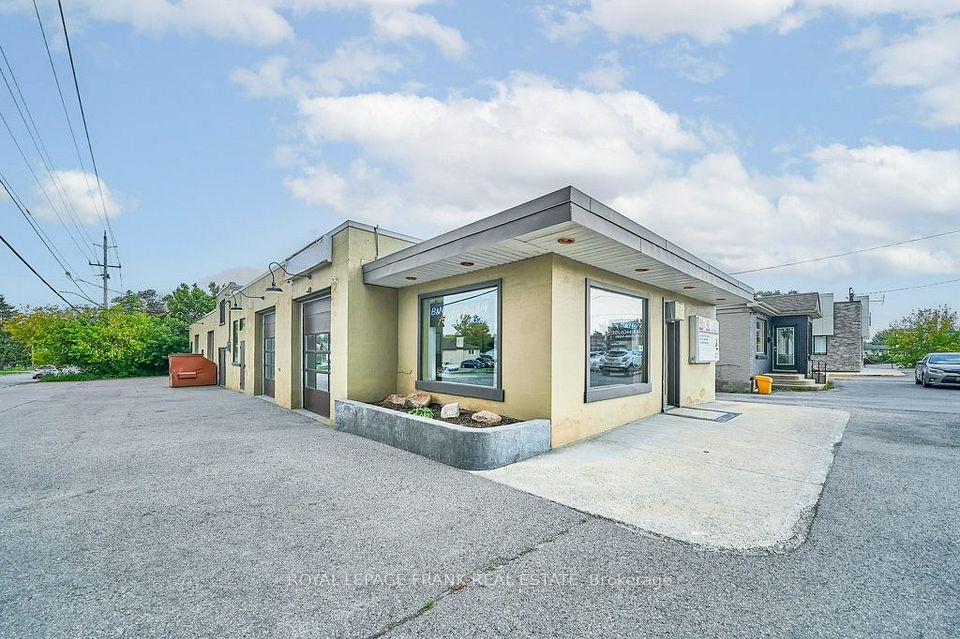 519 Brock Street N, Whitby, ON L1N 4J1